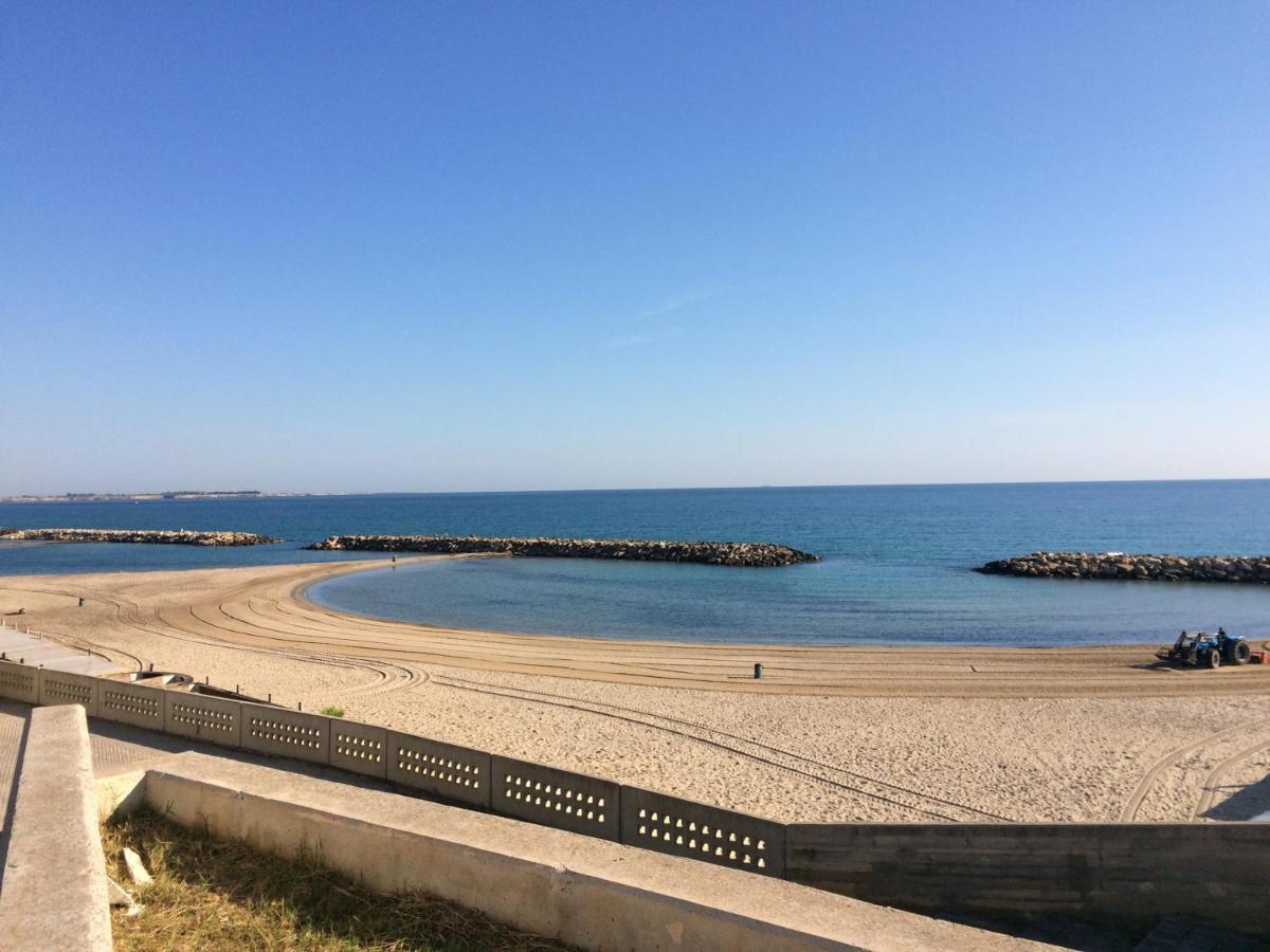 Dimore Di Mare San Pietro Vernotico Bagian luar foto